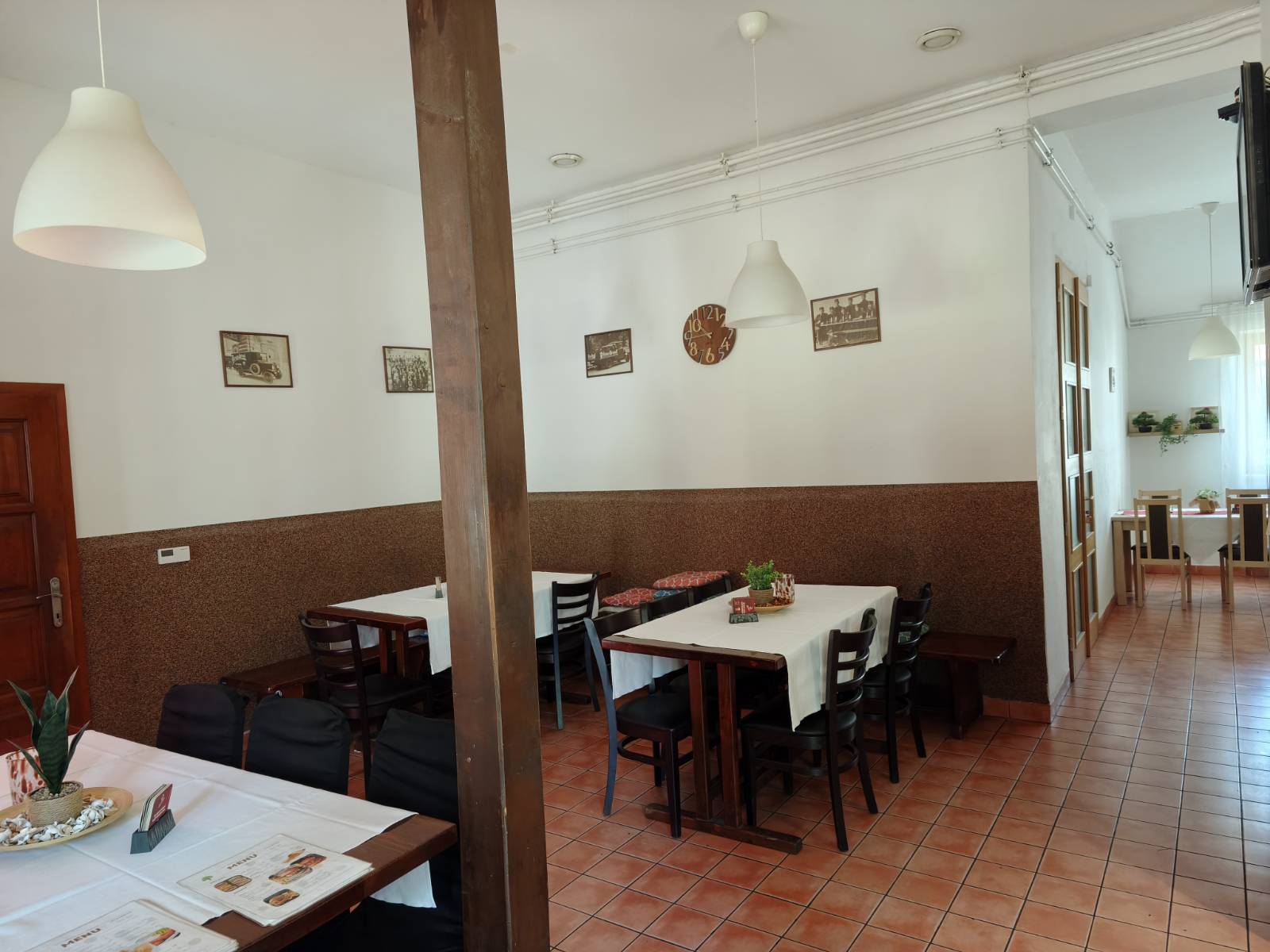 Atmosféra Restaurace Pod Jasanem